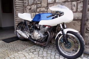 SET - UNI Halb Verkleidung GFK Aermacchi 250-350-402cc auf Motorrad Suzuki GS1000