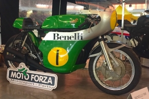 Benelli 500 Verkleidung GFK - Replik Pasolini