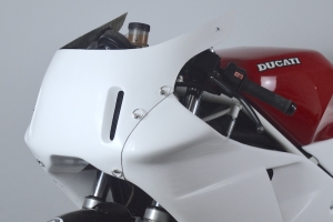 Ducati 851,888, 1991-1994  Teile auf Motorrad 851