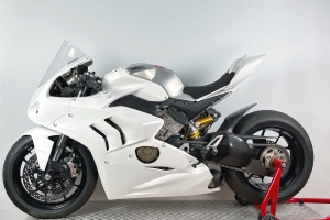 Ducati 1000 1100 V4/V4S/V4R Panigale 2018-2021 Oberteil racing - klein - Original Look - ohne winglets, GFK - auf Motorrad