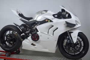 Ducati 1000 V4/V4S/V4R Panigale 2018-2021 Seitenteil Rechts, GFK - auf Motorrad