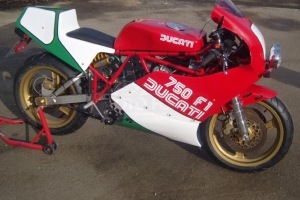Ducati F1 750cc 1985-1988 Teile Motoforza auf Motorrad