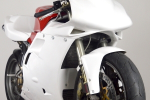 Ducati 748,916,996,998 - Ram Air - Kanäle - Rechts auf Motorrad