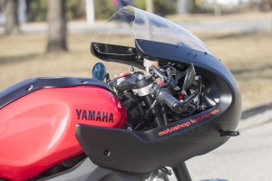 Verkleidung Motoforza auf Motorrad Ducati Paul Smart Yamaha XSR 900