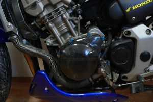 Honda CB 900F Hornet 2002-2007 Limadeckel, Carbon-Kevlar  auf Motorrad