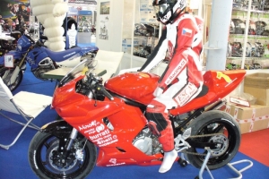Hyosung, GT 250,650, 2004-2012  Teile Motoforza auf Motorrad