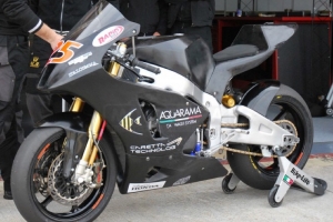 Moto 2 ICP carreta Komplettsatz 3-teilig racing, GFK - auf Motorrad