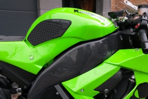 Kawasaki, ZX-10R Ninja, 2009-10 / Teile auf Motorrad 