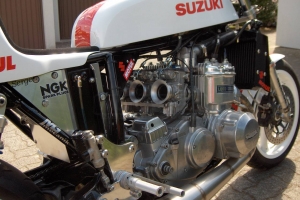 Höcker GFK Suzuki 750 auf Suzuki GT 750