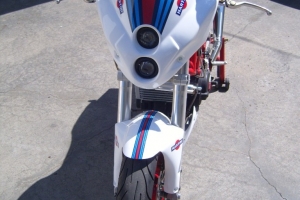 Uni street fighter mask version 2 on bike - preview Ducati