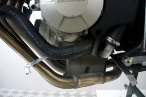 Montage KIT fur Bugspoiler Motoforza Honda CBF 600 2010 - installation teile Nr.1 Rechte , 2 Links