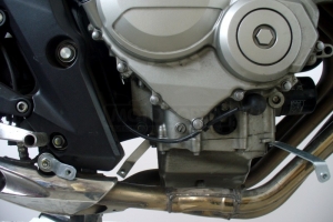 Montage KIT fur Bugspoiler Motoforza Honda CBF 600 2010 - installation teile Nr.3 rechte, 4 links