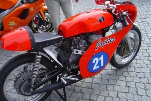 IZH 350 Jupiter 1967 Teile auf Motorrad