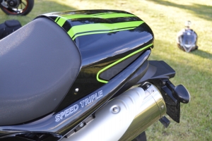 Passaneger seat cover on bike
