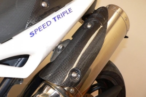 Auspuff Protector - Links - Triumph Speed Triple 2005-2010 / Stret Triple 675 2007-2011 - carbon