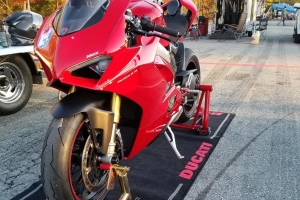Samolepky světlometů Ducati V4 / V2