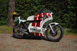 Yamaha TZ 250,350 Cantilever 1978-1982 / Teile motoforza auf Yamaha RD400