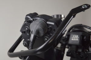 Verkleidungshalter Yamaha YZF R1 2009-2014 forza holders auf Motorrad