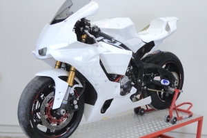 Vorschau- Motoforza Teile auf Motorrad, Yamaha YZF R1M 2015